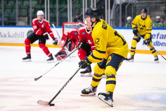 Noah Östlund of Sweden