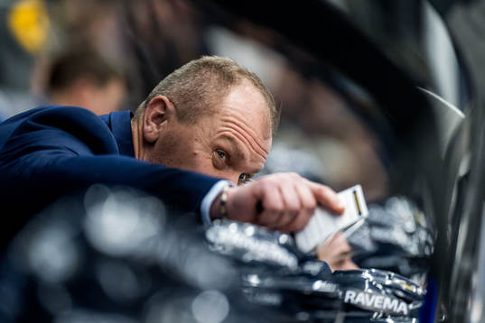 HV71s tränare Johan Lindbom