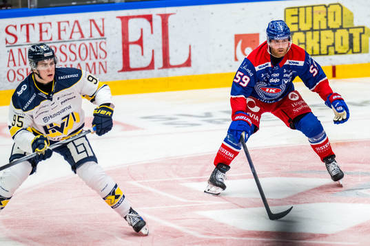 HV71s Herman Träff och Oskarshamns Anton Mylläri