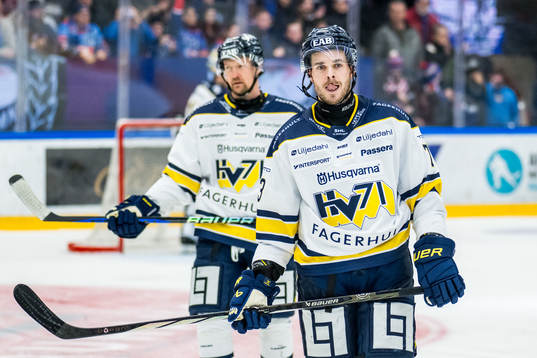 HV71s Richard Lindström deppar