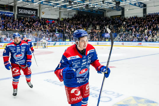 Oskarshamns Viktor Lodin jublar