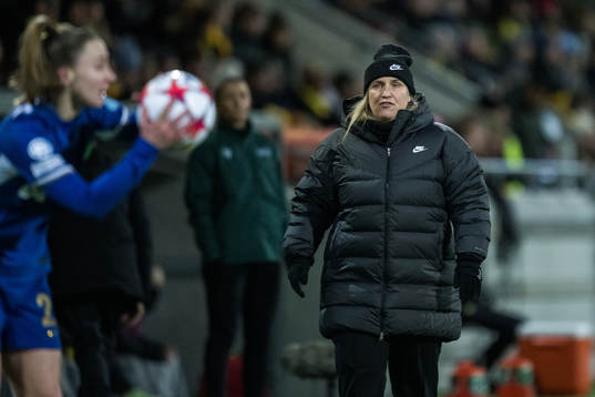 Head coach Emma Hayes of Chelsea