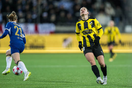 Anna Anvegård of Häcken looks dejected