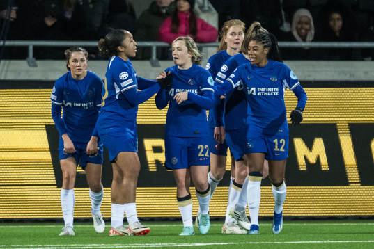 Erin Cuthbert of Chelsea celebrates