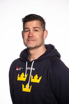Team Doctor Ryan Allenby of the Swedish under-20 national