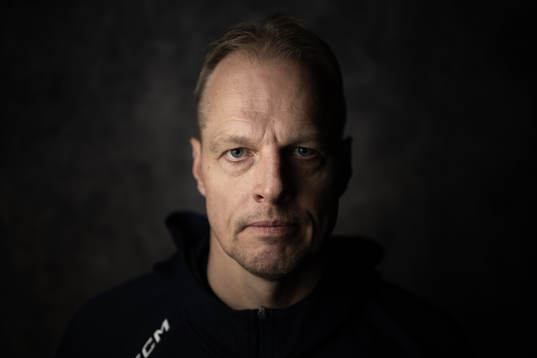 Bläddra bland fler bilder av Ice Hockey, U20, Sweden, Portraits 