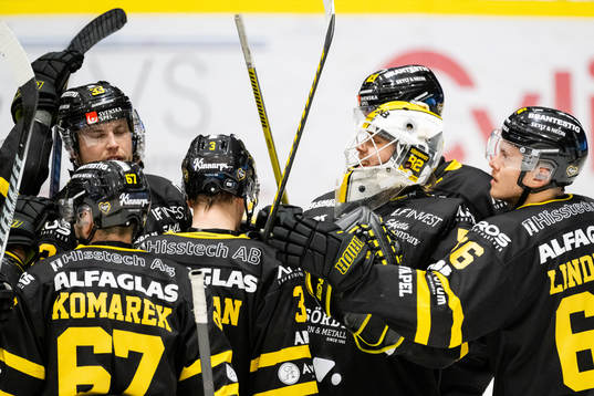 Bläddra bland fler bilder av Ishockey, Hockeyallsvenskan, Västerås - Mora