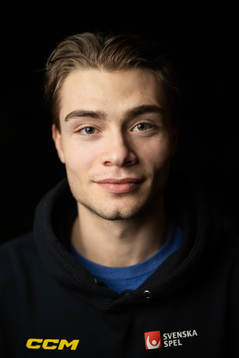 Isac Born of the Swedish under-20 national ice hockey team