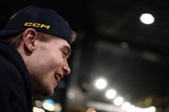 Isac Born of the Swedish under-20 national ice hockey team
