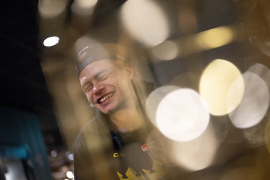 Isac Born of the Swedish under-20 national ice hockey team