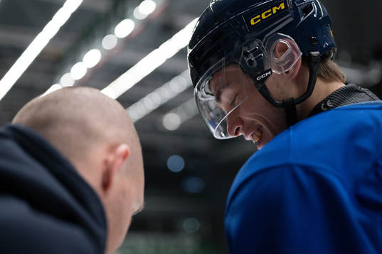 Isac Born of the Swedish under-20 national ice hockey team