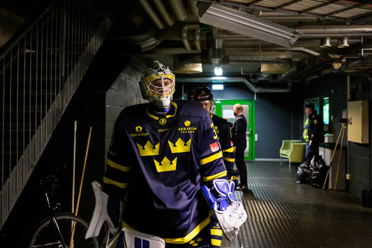 Goaltender Melker Thelin of Sweden