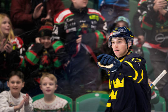 Noah Östlund of Sweden celebrates the 1-0 goal