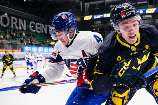 Gavin Brindley of USA and Anton Wahlberg of Sweden