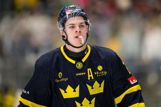 Oskar Pettersson of Sweden