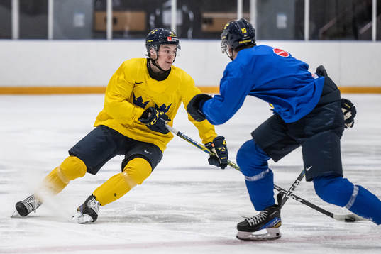 Noah Östlund of Sweden at a practice session