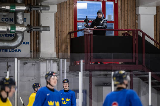 Video coach Jacob Strandberg of Sweden at a practice session