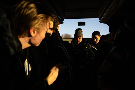 Bläddra bland fler bilder av 2024 IIHF World Junior Championship, day -3, Sweden, practice
