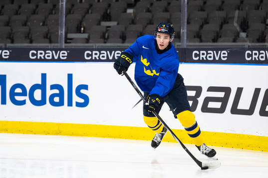 Theo Lindstein of Sweden at a practice session