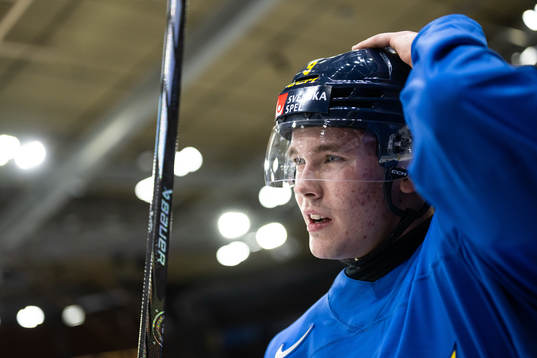 Theo Lindstein of Sweden at a practice session