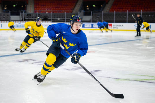 Zeb Forsfjäll of Sweden at a practice session