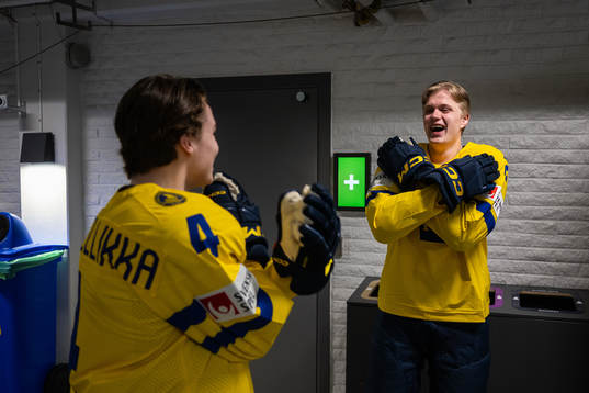 Axel Sandin-Pellikka and Elias Pettersson of Sweden