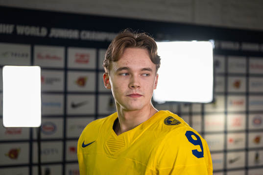 Theo Lindstein of Sweden