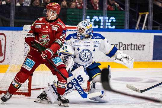 Leksands målvakt Mantas Armalis och MoDos Mikkel Aagaard