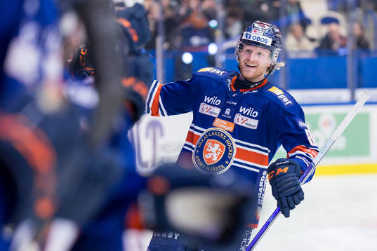 Växjös Joachim Blichfeld jublar