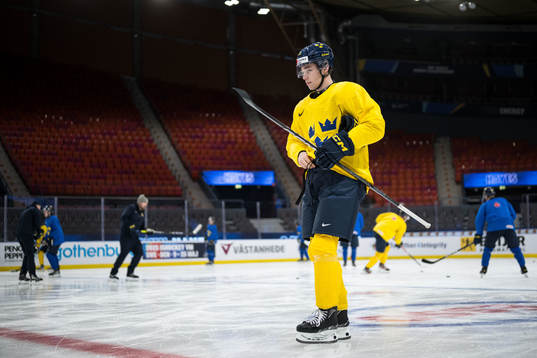 Theo Lindstein of Sweden at a practice session