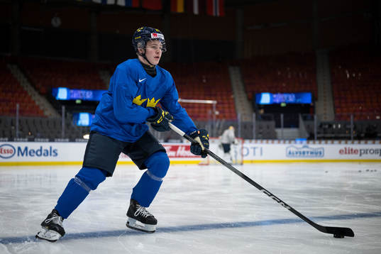 Zeb Forsfjäll of Sweden at a practice session
