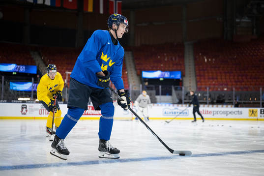 Theo Lindstein of Sweden at a practice session