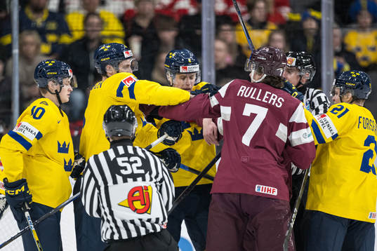 Elias Pettersson of Sweden and Rainers Rullers of Latvia