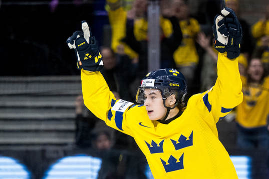 Felix Unger Sörum of Sweden celebrates the 5-0 goal