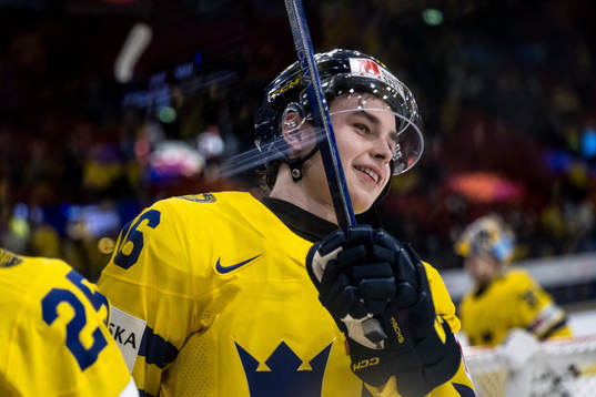 Felix Unger Sörum of Sweden celebrates