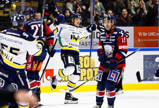 HV71s Simon Önerud jublar