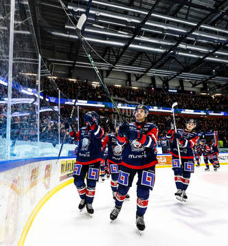 Linköpings Patrick Russell jublar