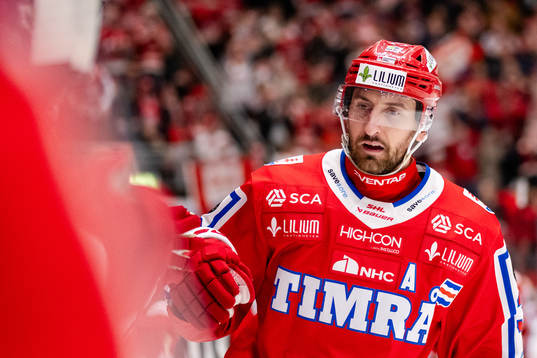 Timrås Albin Lundin jublar