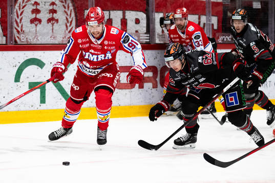 Timrås Magnus Pääjärvi och Örebros Robert Leino