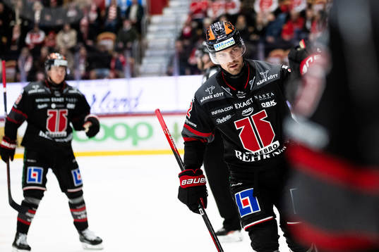 Örebros Rasmus Rissanen jublar