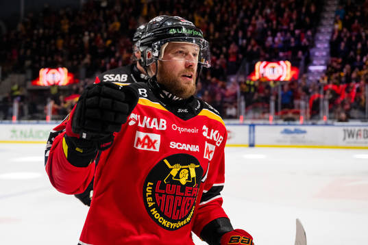 Luleås Linus Omark jublar