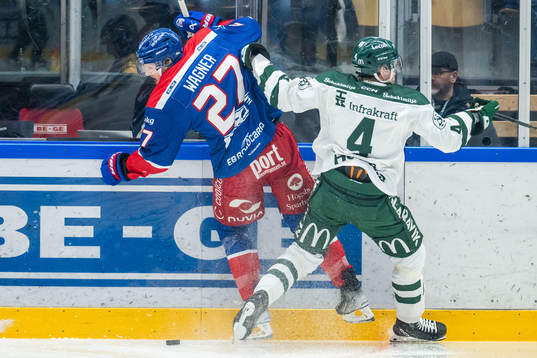 Oskarshamns Austin Wagner och Färjestads Oscar Lawner