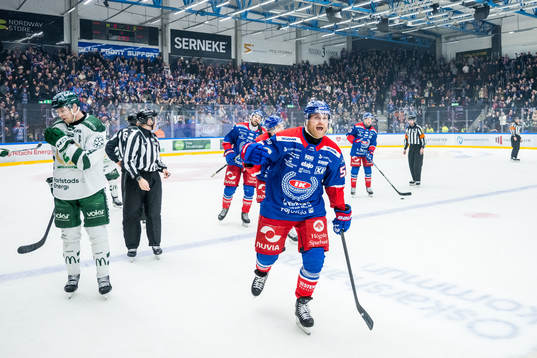 Oskarshamns Anton Mylläri jublar