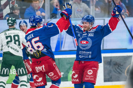 Oskarshamns Anton Mylläri jublar