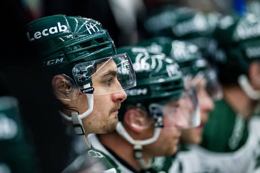 Färjestads David Tomasek deppar