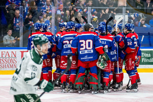 Oskarshamns spelare jublar
