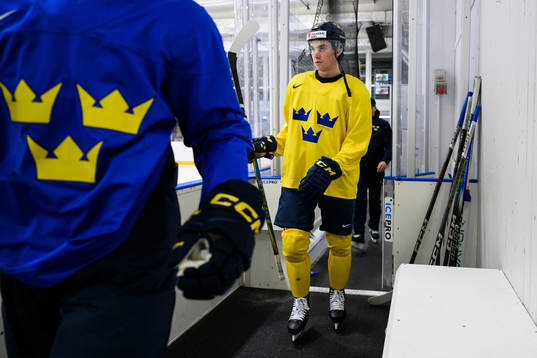 Noah Östlund of Sweden at a practice session
