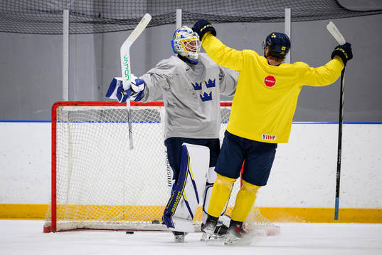 goaltender Melker Thelin and Otto Stenberg of Sweden at a