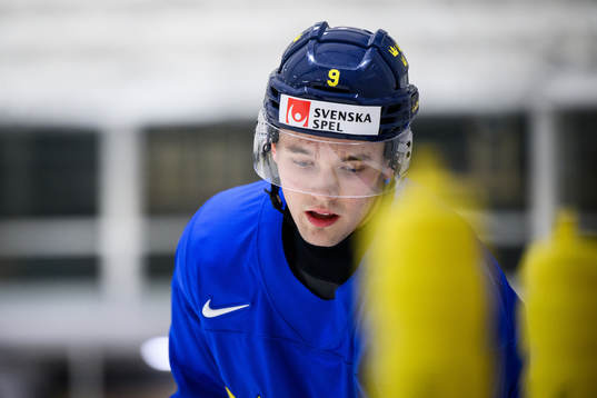 Theo Lindstein of Sweden at a practice session