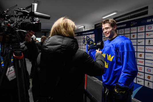 Isac Born of Sweden speaks to media